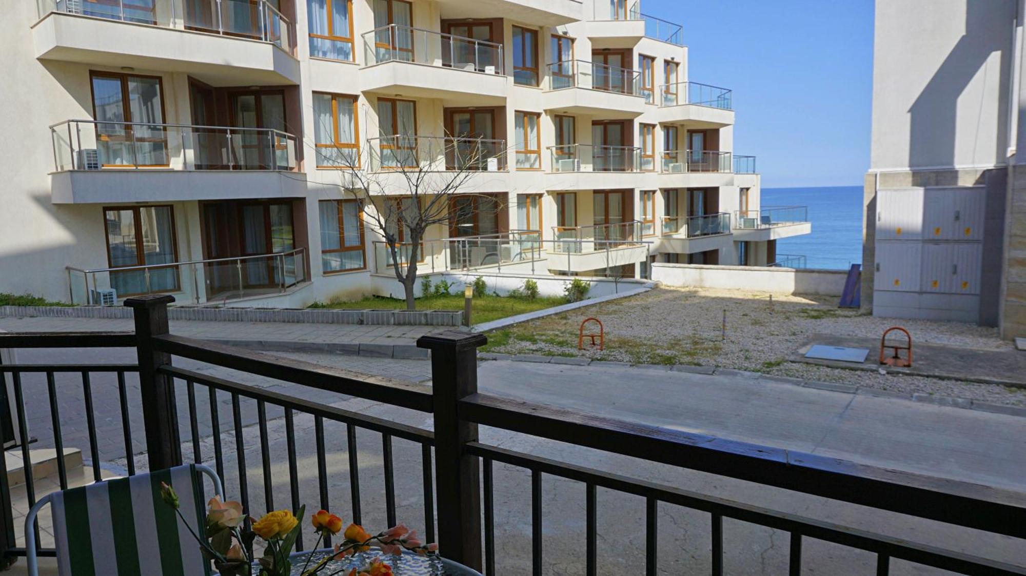 Byala Vista D - виста бийч апартментс д Byala (Varna)
